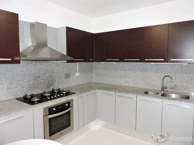 San Isidro Dpto. Sin Muebles, 2 Dorm., Patio Grande - US $1,800 — foto 7