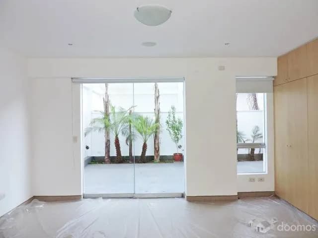 San Isidro Dpto. Sin Muebles, 2 Dorm., Patio Grande - US $1,800 — foto 8