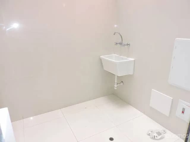 San Isidro Dpto. Sin Muebles, 2 Dorm., Patio Grande - US $1,800 — foto 13