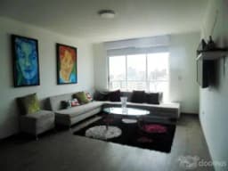 DEPARTAMENTO COMPLETAMENTE REMODELADO EN EDIFICIO NEO 10, MIRAFLORES.