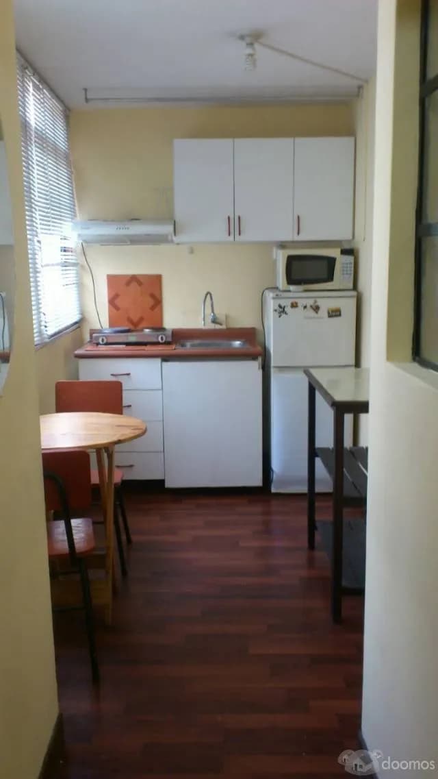 Minidepartamento en Miraflores, entrada independiente, cerca de todo — foto 4