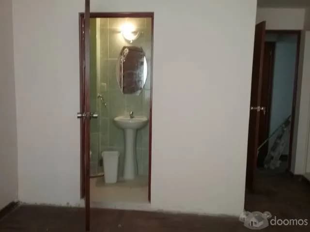 Centrico Apartamento en Miraflores, 3 dormitorios, dos banos. — foto 4