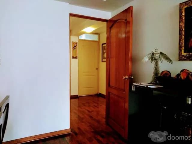 VENDO DEPARTAMENTO EN SURCO BUENA UBICACION — foto 2