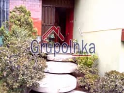CASA COMO TERRENO EN EXCELENTE UBICACIÓN, CON JARDÍN AMPLIO CERCA A BENAVIDES