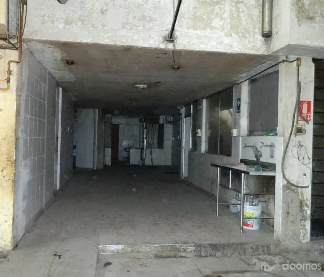 VENTA DE INMUEBLE IDEAL PARA POLLERIA O RESTAURANTES — foto 2
