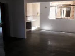 Alquilo departamento en zona exclusiva a 900 negociable