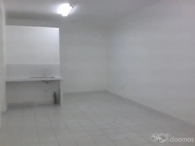 ALQUILO LOCAL COMERCIAL PARA NEGOCIO EN EL CERCADO DE LIMA — foto 4