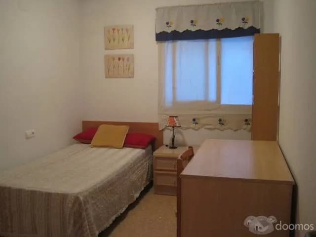 ALQUILO HABITACIÓN AMOBLADA — foto 1