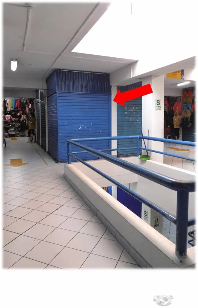 VENTA Local Comercial av Grau 580 4 m2 — foto 1