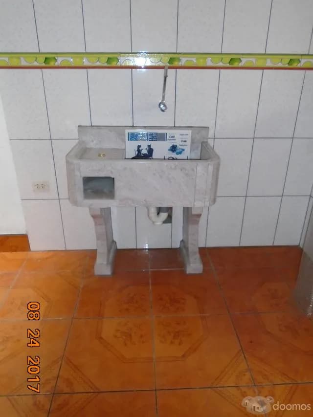 Alquilo departamento, 2nd piso Av. Grau 27 Comas — foto 3