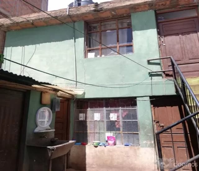 Venta de Casa Como Terreno por Plaza de Armas de Puno — foto 2