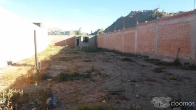 AMPLIO TERRENO EN AV. ARANCOTA DE USO VERSÀTIL — foto 3