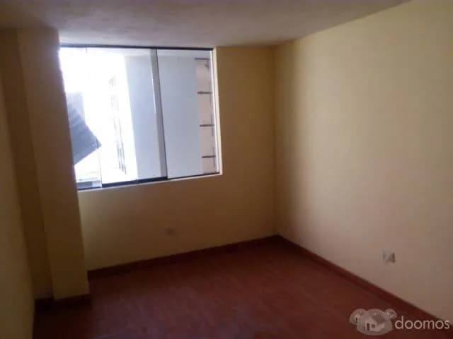 VENDO AMPLIA CASA CON DEPARTAMENTOS EN MARIANO MELGAR — foto 5