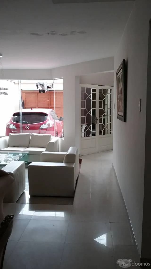 CASA 3 PISOS,210 METROS CUADRADOS, CHORRILLOS, 350.000$ — foto 3