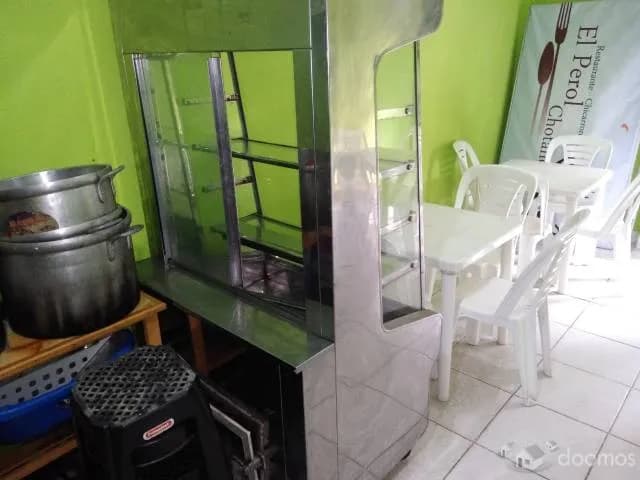 SE ALQUILA RESTAURANTE AMOBLADO LISTO PARA FUNCIONAR S/100 SMP!! — foto 1