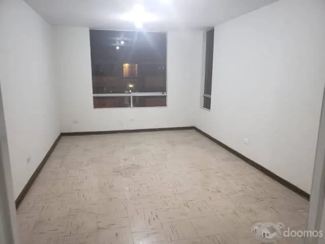 Departamento De 3 Cuartos Para Estudiantes Universitarios a S/ 200000. — foto 1