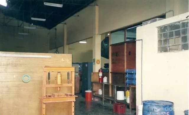 ALQUILO EXCELENTE LOCAL COMERCIAL EN PUCALLPA — foto 2