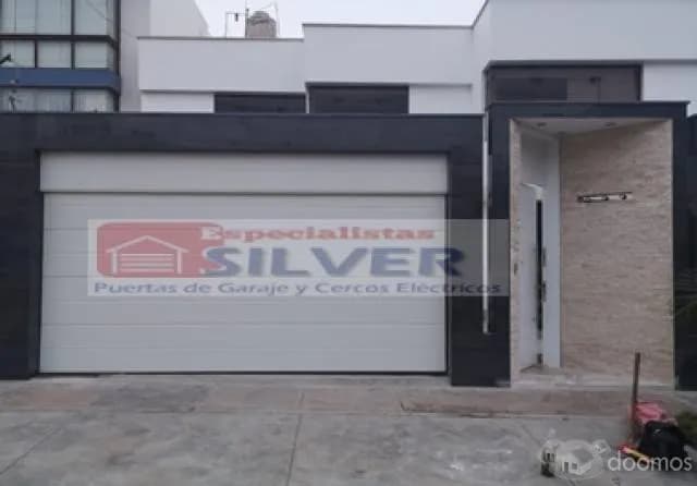 FABRICACIÓN DE PUERTAS LEVADIZAS SECCIONALES CERCOS ELÉCTRICOS- SILVER — foto 1