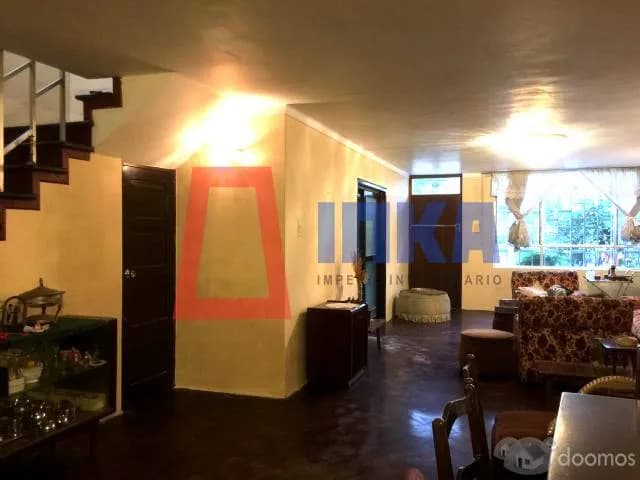 LINDA CASA EN PUEBLO LIBRE FRENTE A PARQUE — foto 8