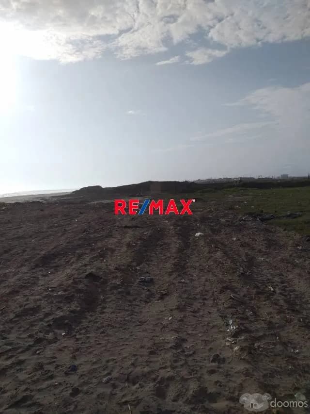 SE VENDE TERRENO FRENTE AL MAR — foto 3