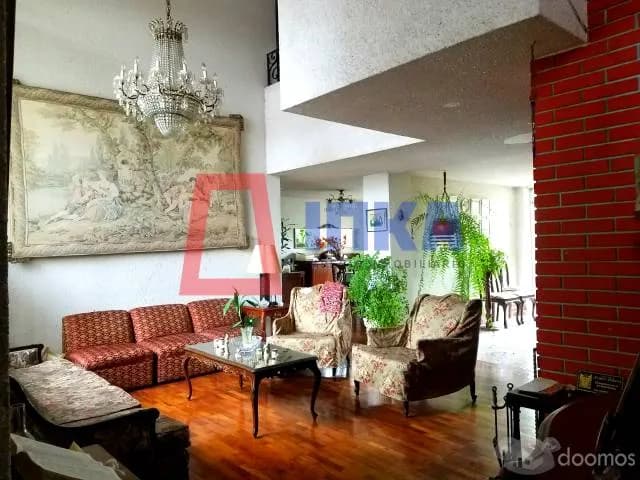 CASA EN EXCELENTE ZONA DE SURCO, RODEADO DE PARQUES — foto 9