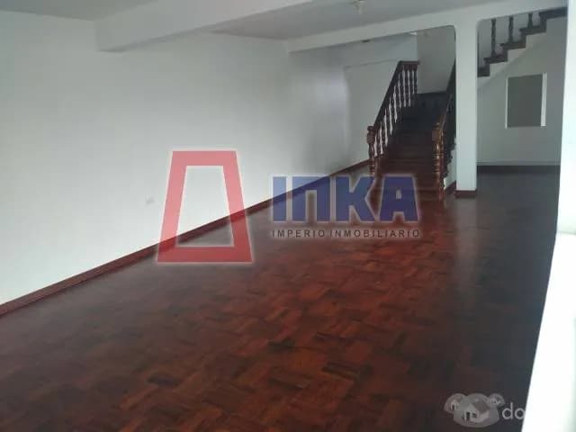 EXCELENTE OPORTUNIDAD DE INVERSIÓN, TERRENO RESIDENCIAL, PARÁMETROS 3 PISOS — foto 2