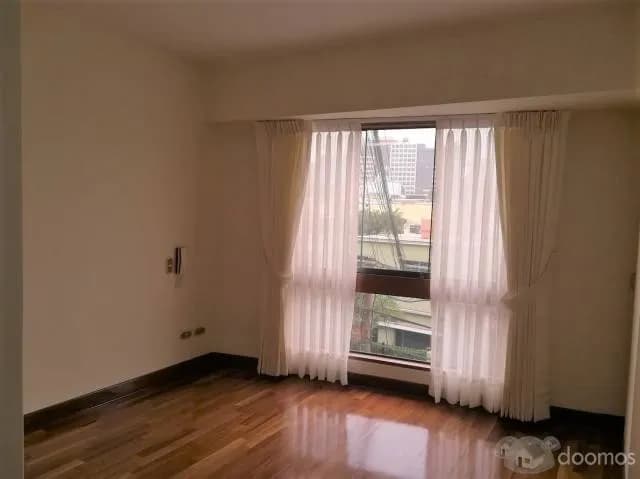VENDO HERMOSO DEPARTAMENTO EN SAN ISIDRO — foto 2