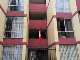 Departamento muy buena ubicación. Cerca al Hospital Luis Negreiros Vega