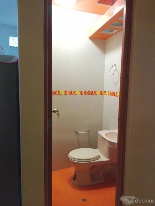 Venta de 2do, 3er piso y sus aires - Urb. 3 de Octubre (Satelite) — foto 2