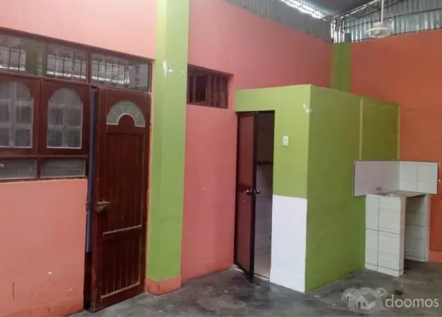 SE VENDE INMUEBLE COMERCIAL EN MOYOBAMBA / JR. 20 DE ABRIL — foto 3