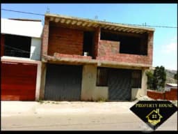 CASA EN VENTA DE 2 PISOS EN APV. TICAPATA
