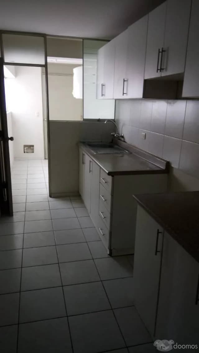 SE VENDE LINDO DEPARTAMENTO EN AV. BRASIL — foto 1