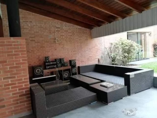 ALQUILO O VENDO HERMOSA RESIDENCIA. LA PLANICIE. — foto 11