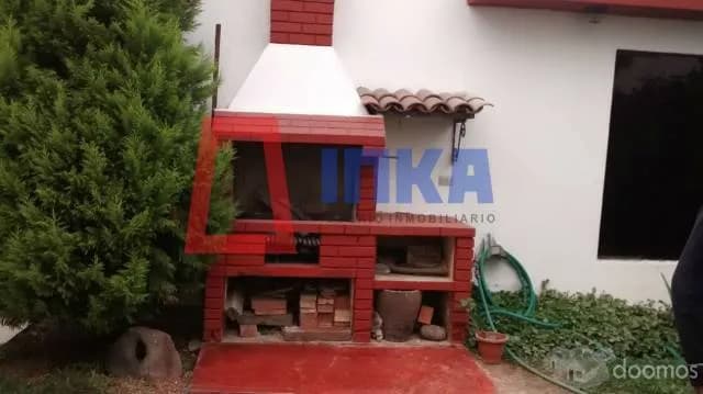 HERMOSA CASA FRENTE A PARQUE TOTALMENTE REMODELADA — foto 5