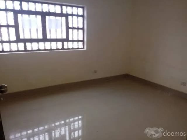 Remato Casa Departamento De Un Nivel Con Cochera Independiente. — foto 2