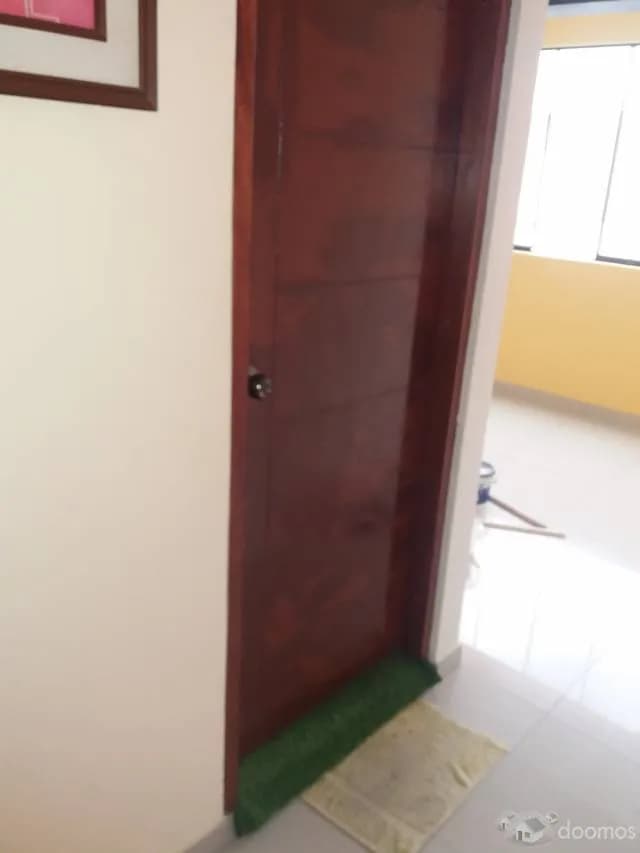 Habitacion con baño compartidos viven 3 personas — foto 3