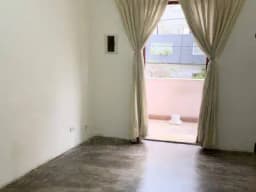 HABITACIÓN EN MIRAFLORES -  A 3 CUADRAS DEL OVALO GUTIERREZ