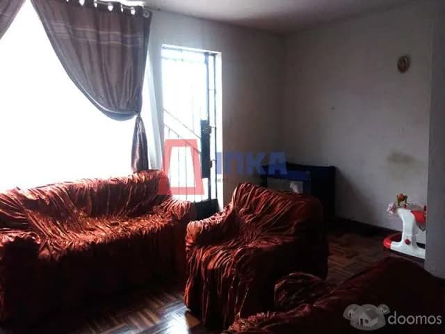 CASA EN VENTA COMO TERRENO EN URBANIZACIÓN MARANGA. — foto 3