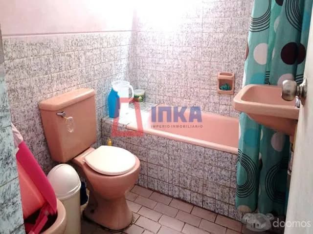 CASA EN VENTA COMO TERRENO EN URBANIZACIÓN MARANGA. — foto 9