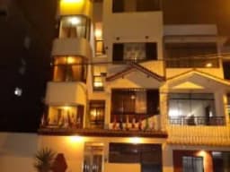 VENDO EDIFICIO CON DEPARTAMENTOS