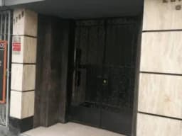 DEPARTAMENTO EN AVENIDA COMERCIAL PARA REMODELACION