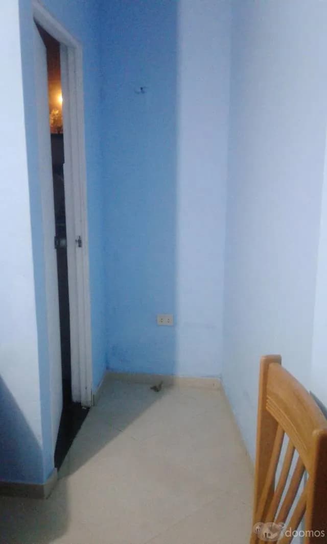 CUARTO C/BAÑO PROPIO — foto 3