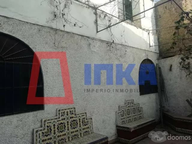 AMPLIA CASA COMO TERRENO EN ESQUINA - URB. SAN ROQUE DE SURCO — foto 4