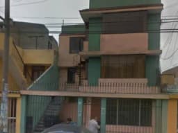 VENTA DE CASA EN PRIMER PISO Y AVENIDA