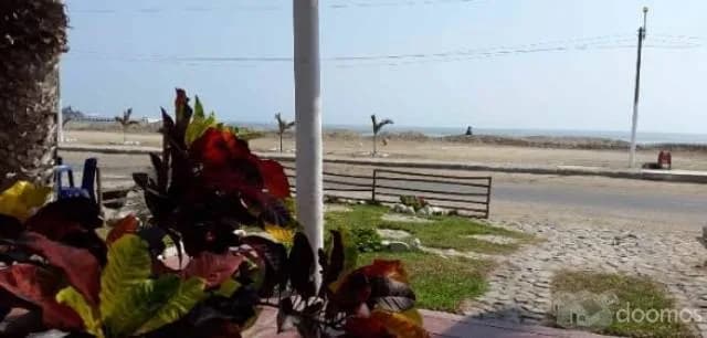 VENDO CASA DE PLAYA FRENTE AL MAR — foto 3
