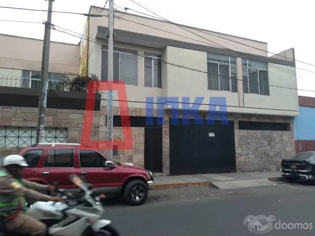EXCELENTE CASA COMO LOCAL COMERCIAL, EN EXCELENTE ESTADO CERCA A GRAU — foto 2