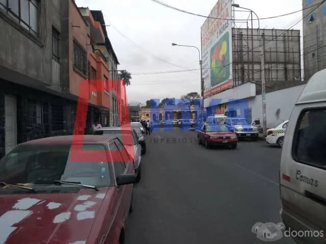 EXCELENTE CASA COMO LOCAL COMERCIAL, EN EXCELENTE ESTADO CERCA A GRAU — foto 3
