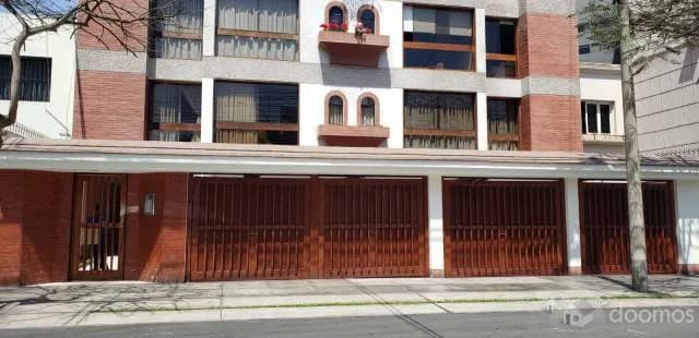 ALQUILER DEPARTAMENTO EN MIRAFLORES — foto 1