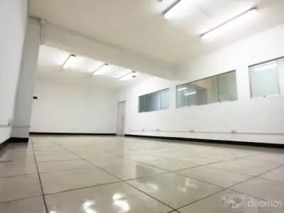 Local comercial de 1016 cerca a av 28 julio con av arequipa