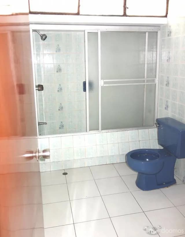 Alquilo amplio departamento en zona residencial cerca de parques — foto 6